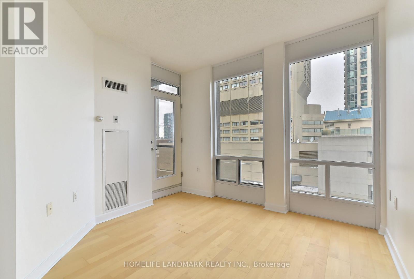 Photo 14 of 1203 85 Bloor Street E, Toronto ON