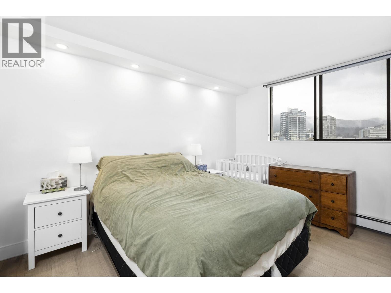 1003 140 E KEITH ROAD, North Vancouver