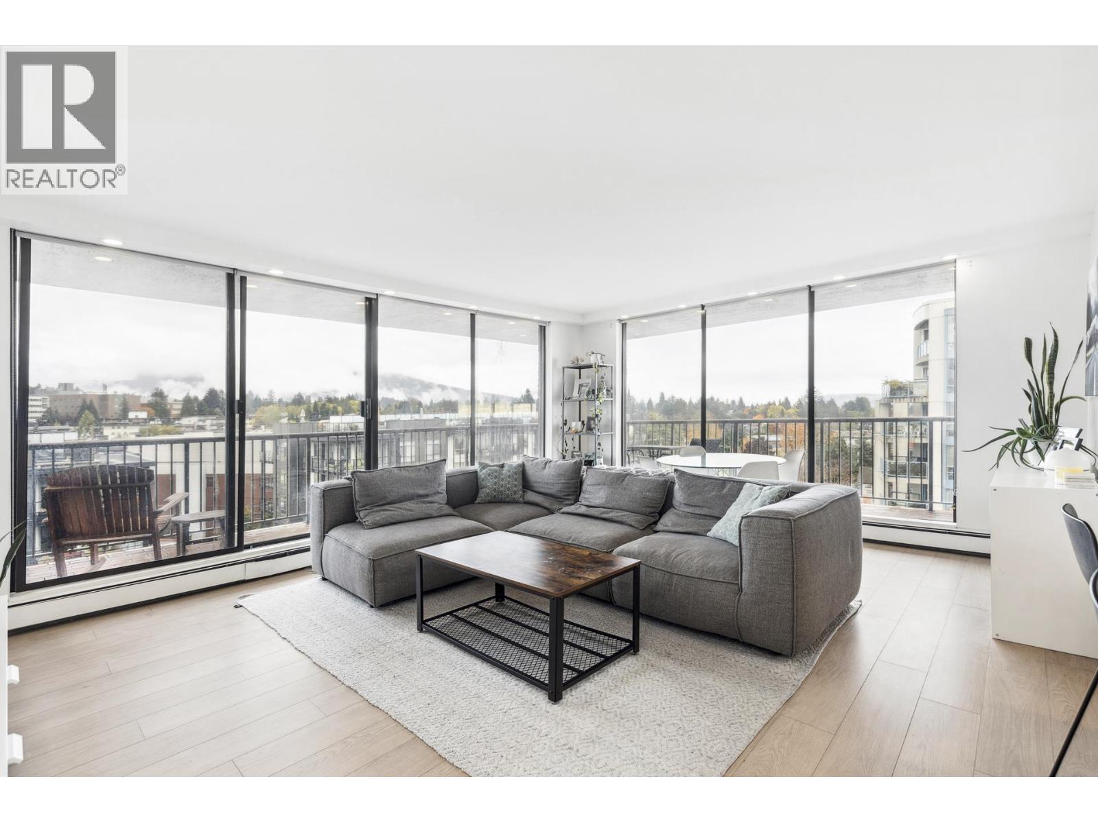 1003 140 E KEITH ROAD, North Vancouver