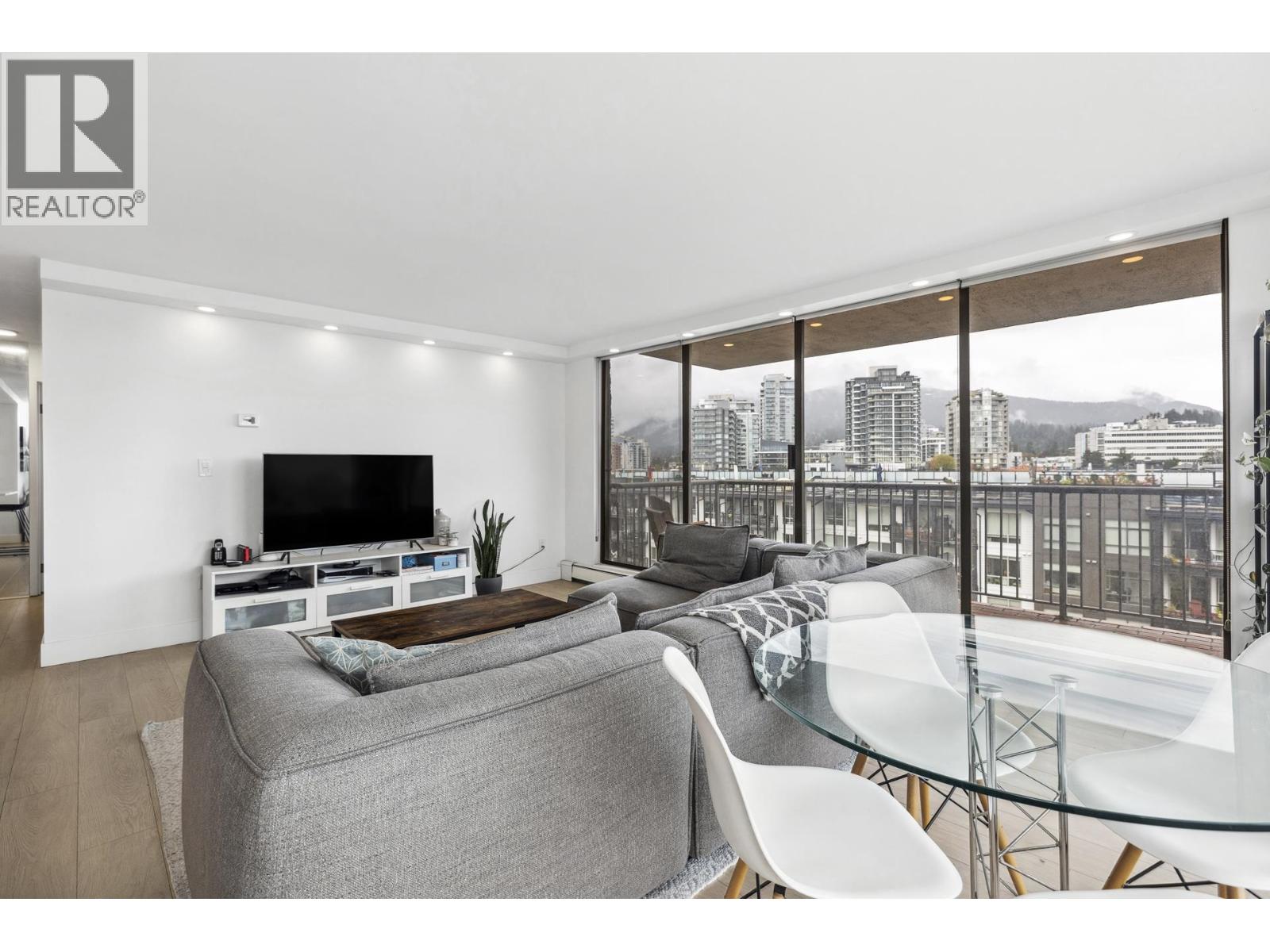 1003 140 E KEITH ROAD, North Vancouver