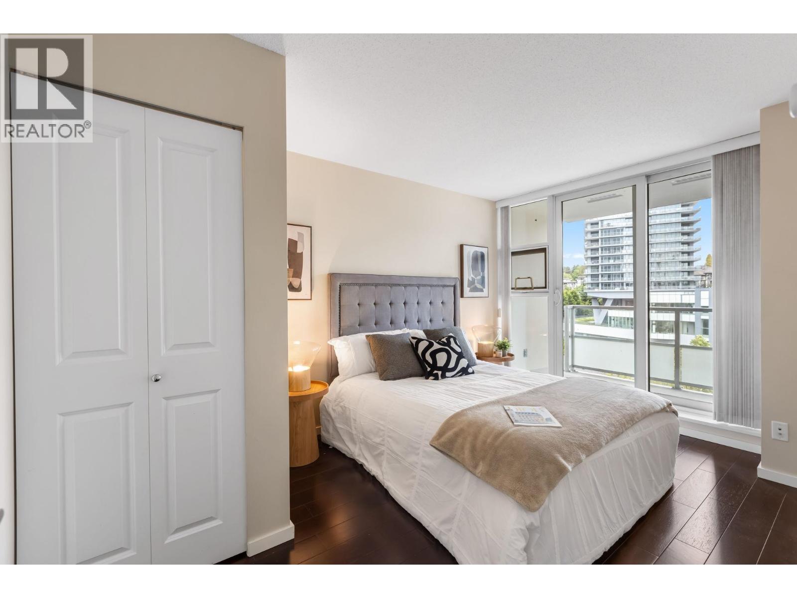 Photo 17 of 1102 2289 Yukon Crescent, Burnaby BC
