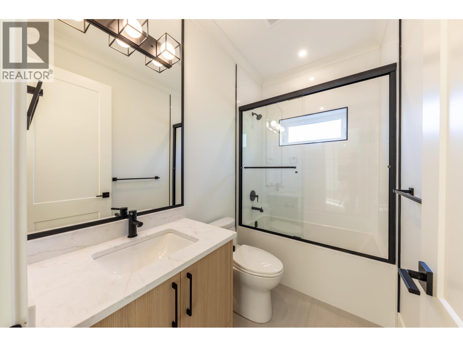 Photo 17 of 10446 Williams Road, Richmond BC