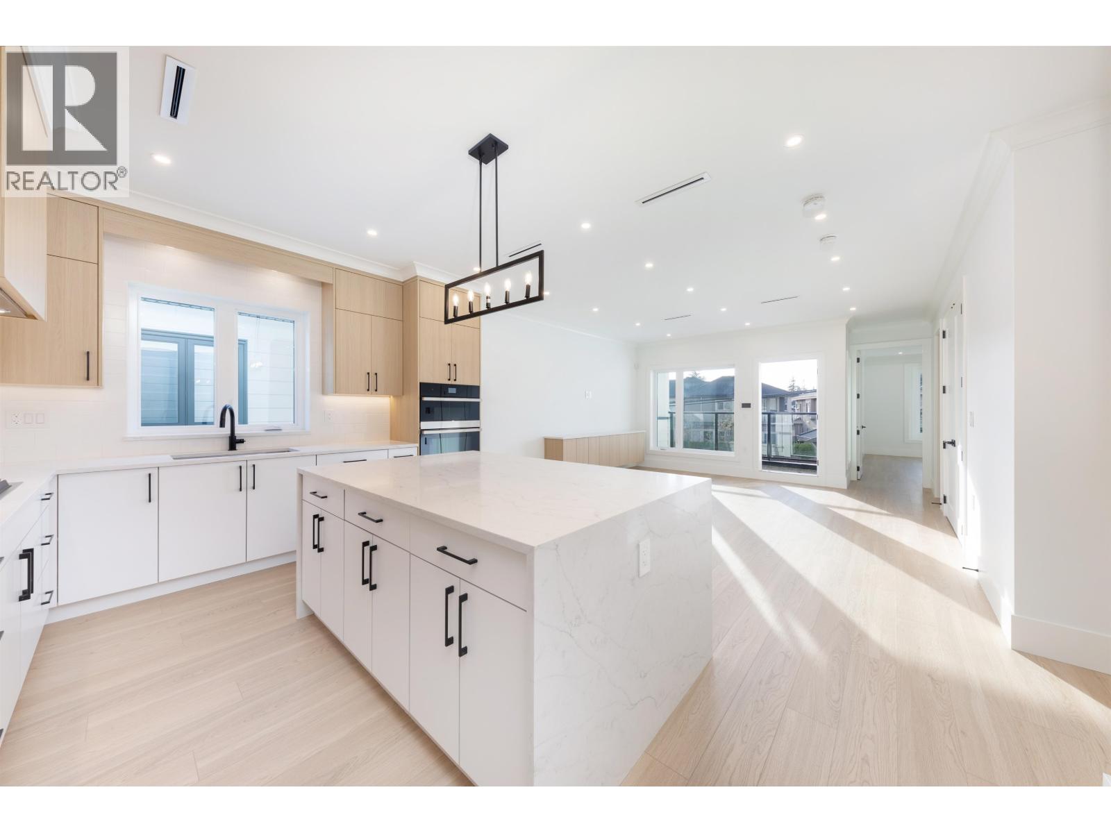 Photo 8 of 10446 Williams Road, Richmond BC