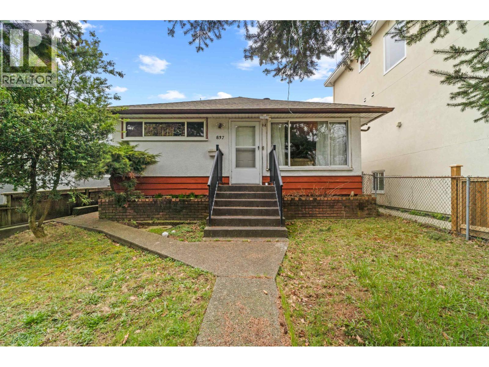 Photo 16 of 837 Windermere Street, Vancouver BC