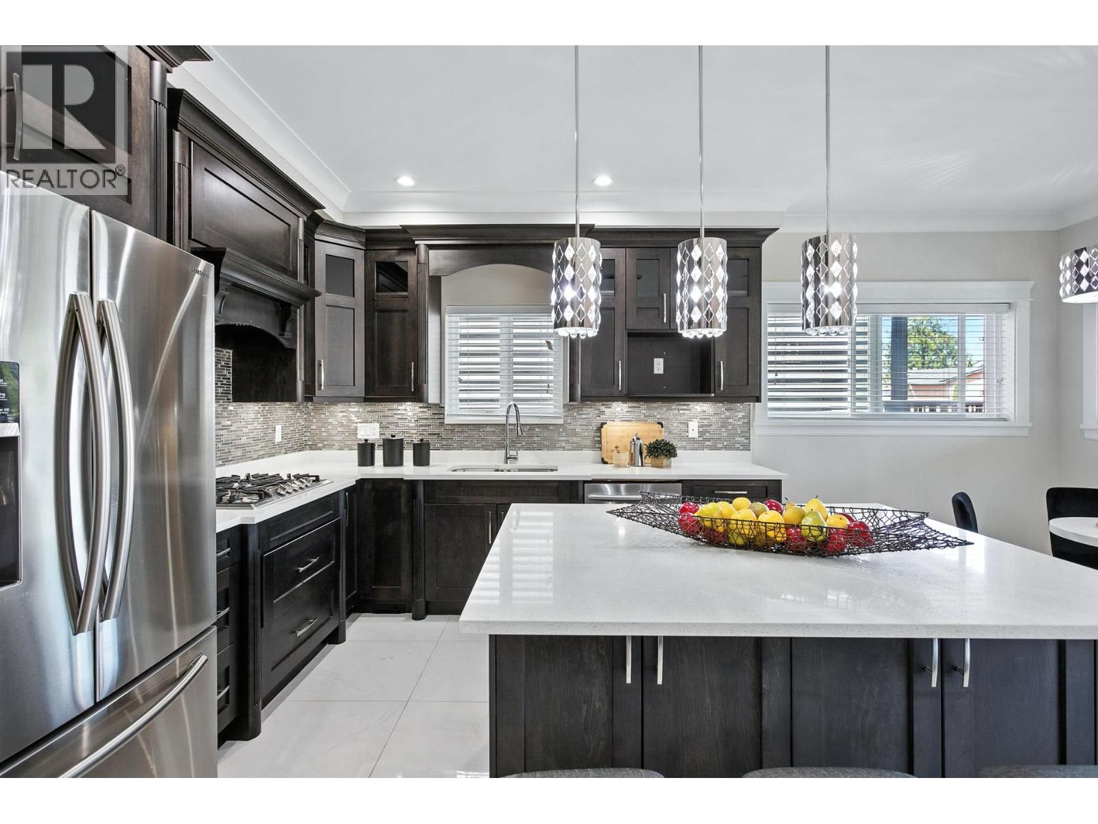 1843 FRASER AVENUE, Port Coquitlam