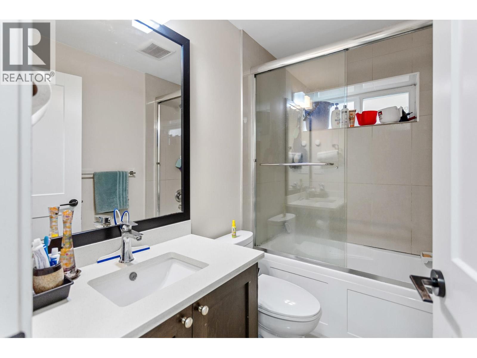 1843 FRASER AVENUE, Port Coquitlam
