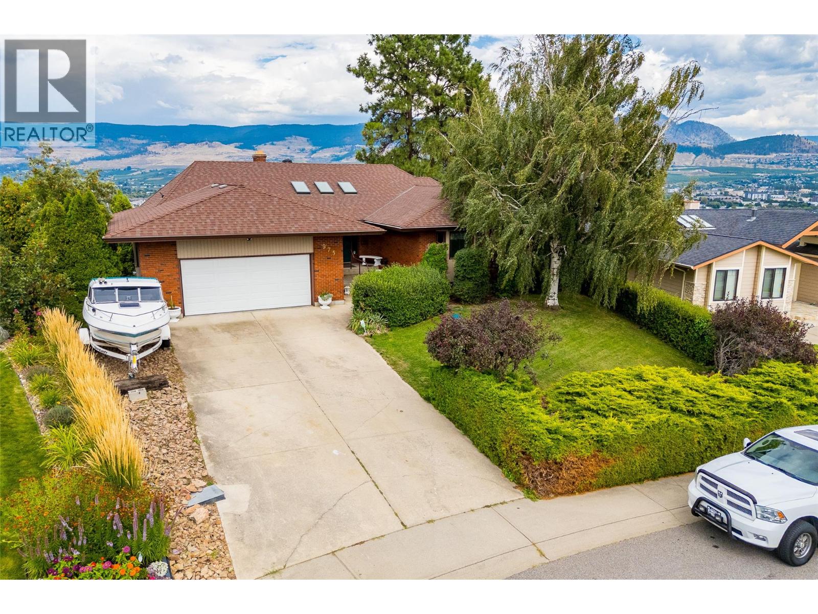 Photo 24 of 975 Monashee Place, Kelowna BC
