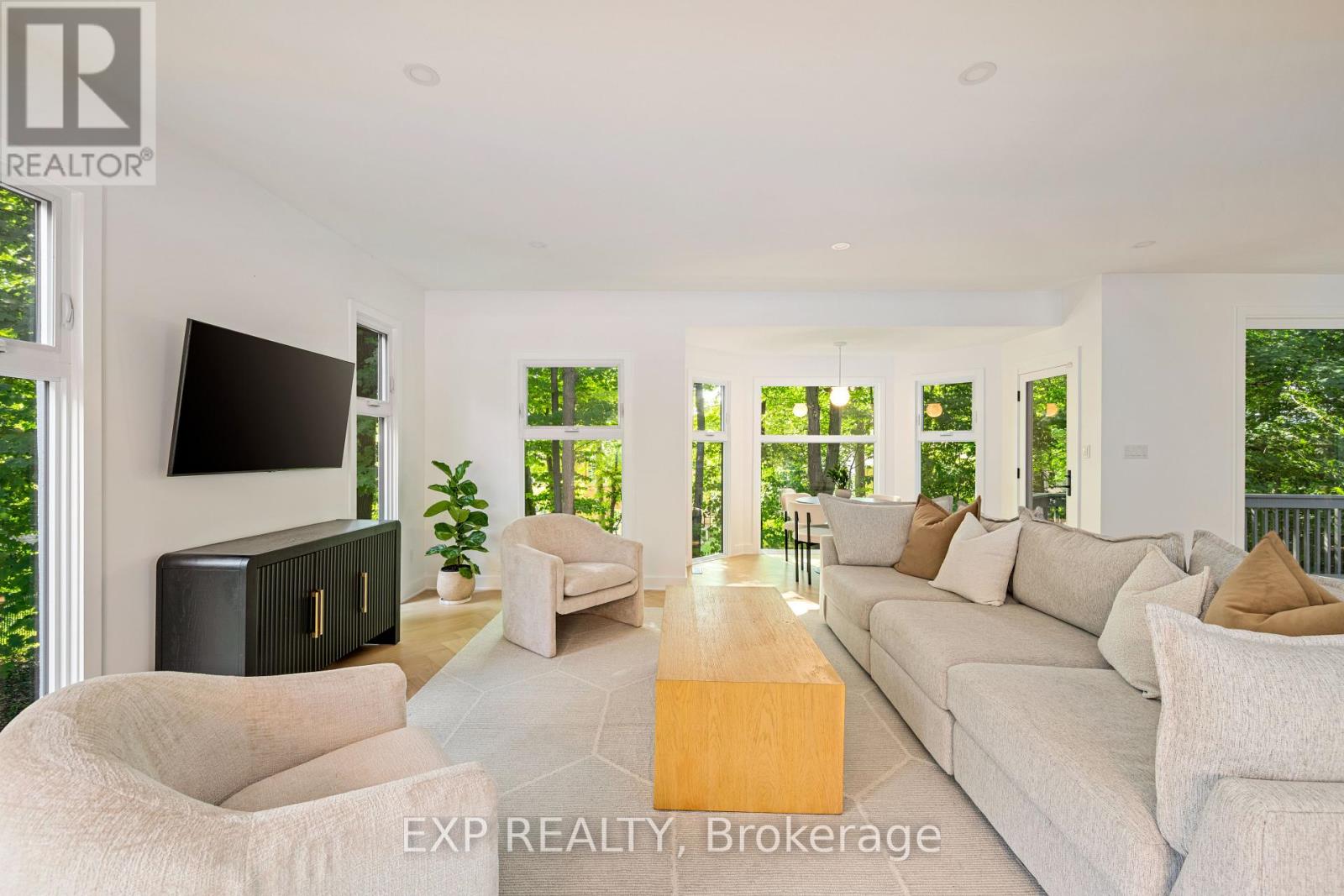 Photo 19 of 52 Birchmount Walk, London South ON