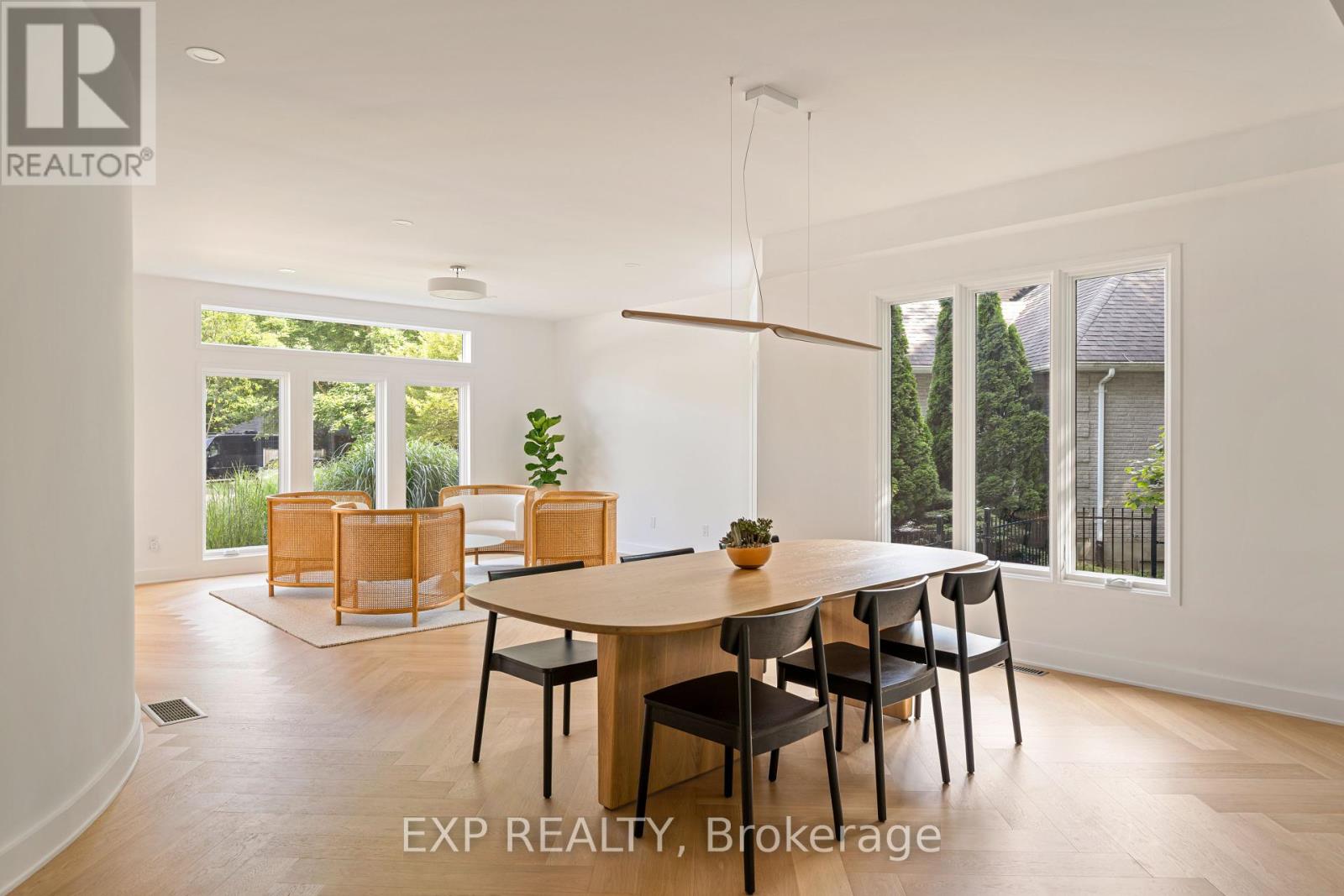 Photo 11 of 52 Birchmount Walk, London South ON
