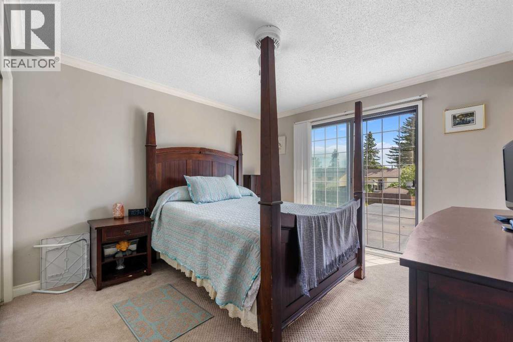 Single Family House 4 Level for Sale in  Templeside Circle NE Temple Calgary 