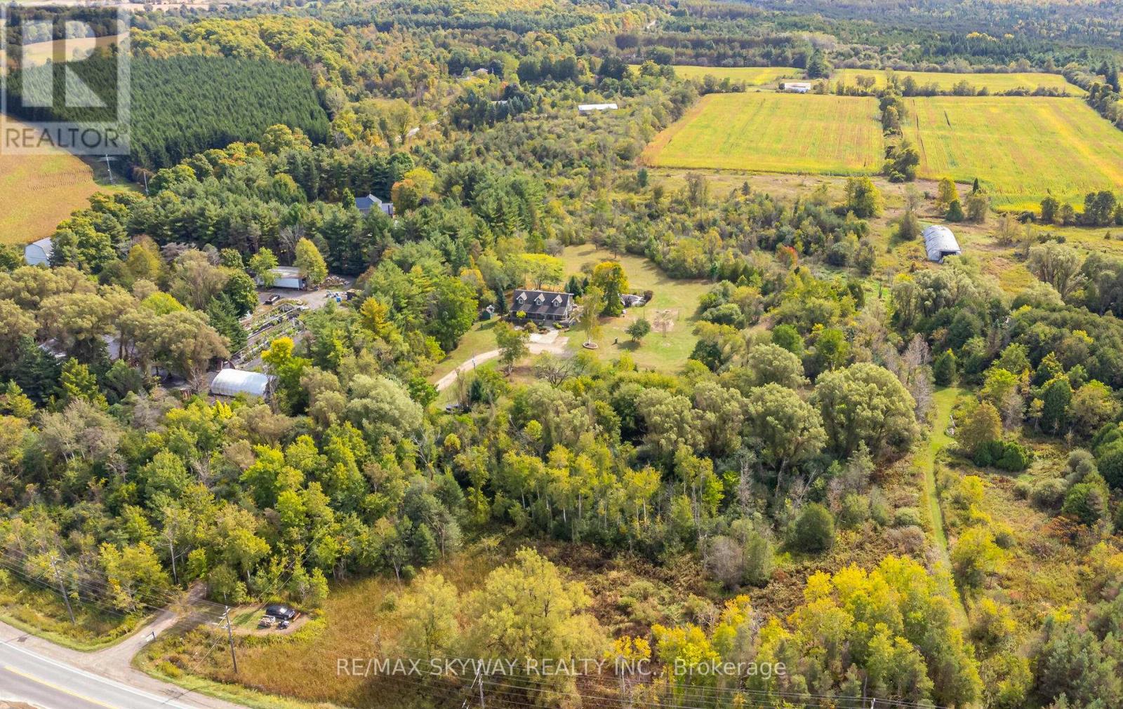 Photo 38 of 5628 Highway 7, Milton ON