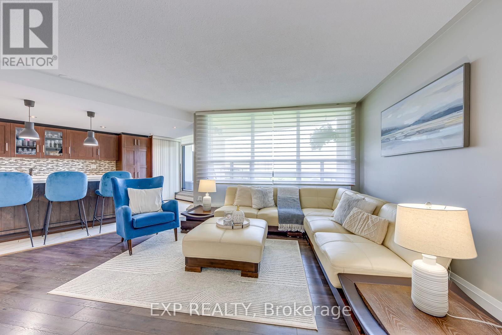 Photo 2 of 1103 335 Mill Road Ne, Toronto ON