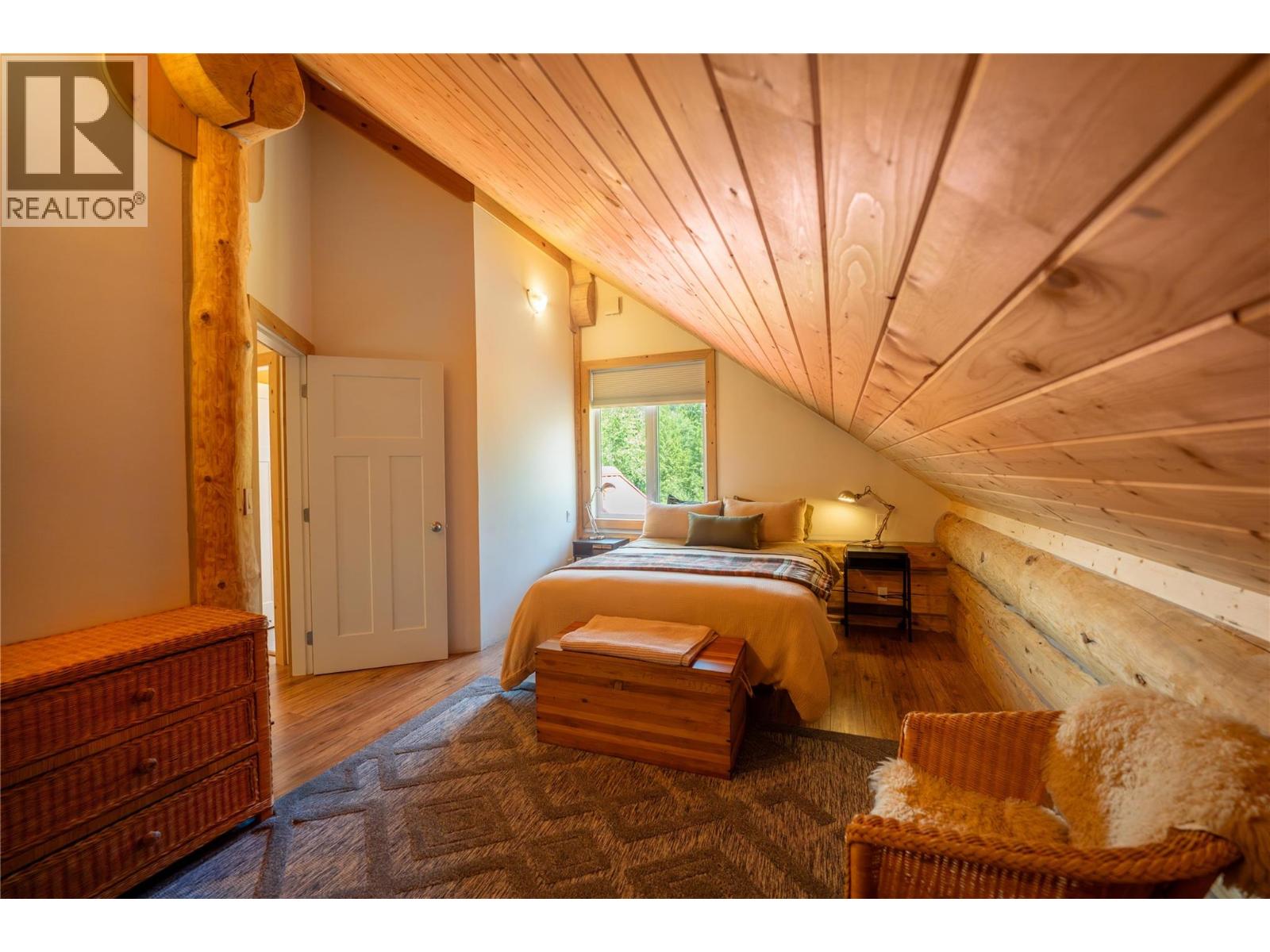 935 Hill Creek Road, Galena Bay