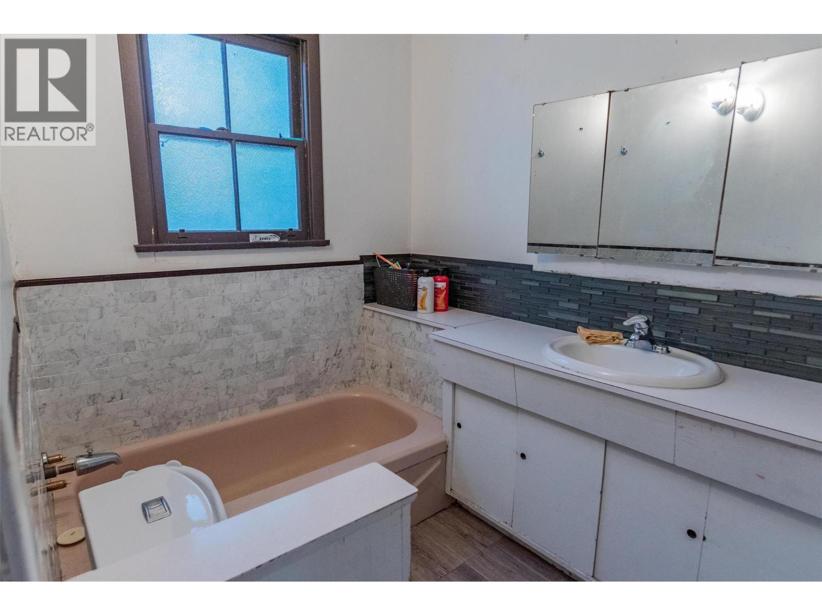 2150 Thompson Avenue, Rossland