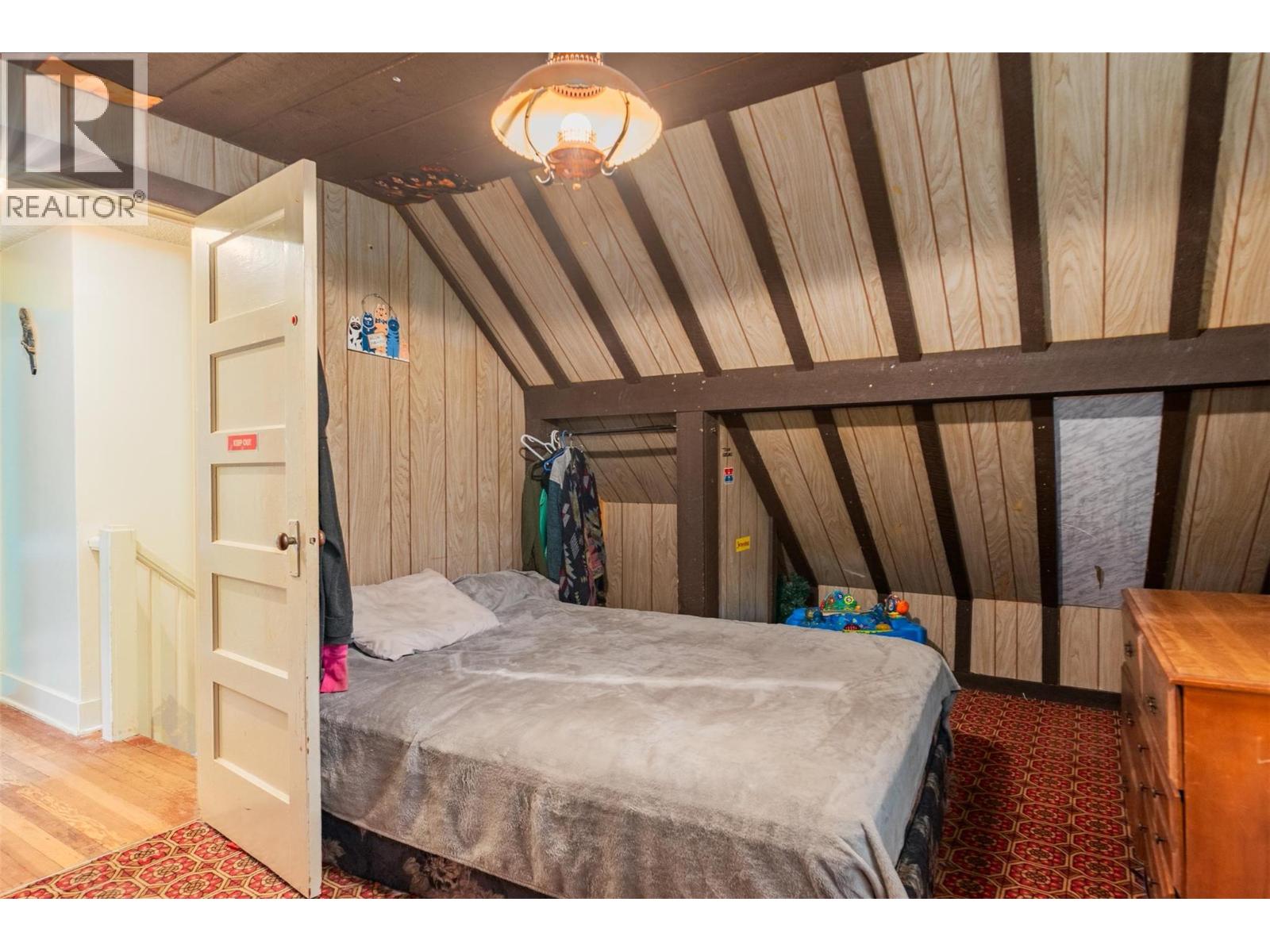 2150 Thompson Avenue, Rossland