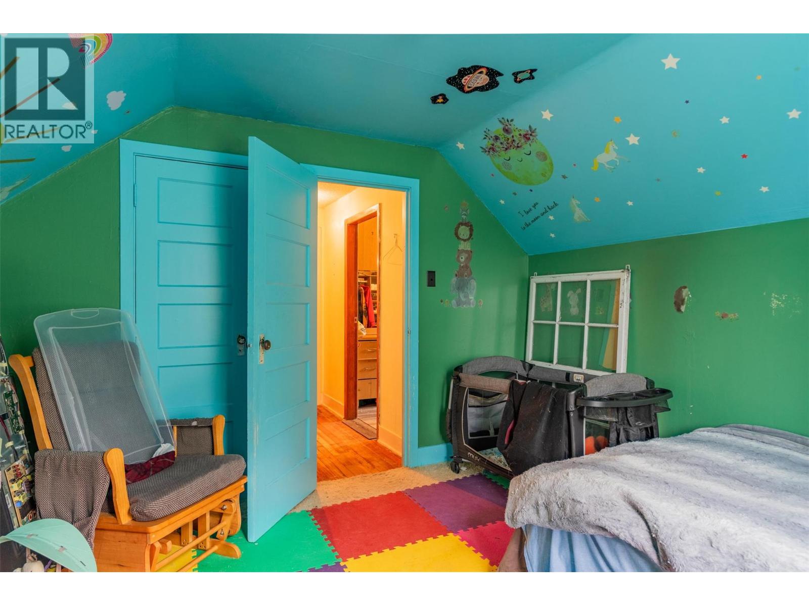 2150 Thompson Avenue, Rossland