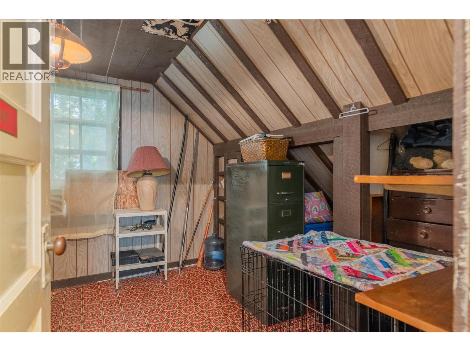 2150 Thompson Avenue, Rossland