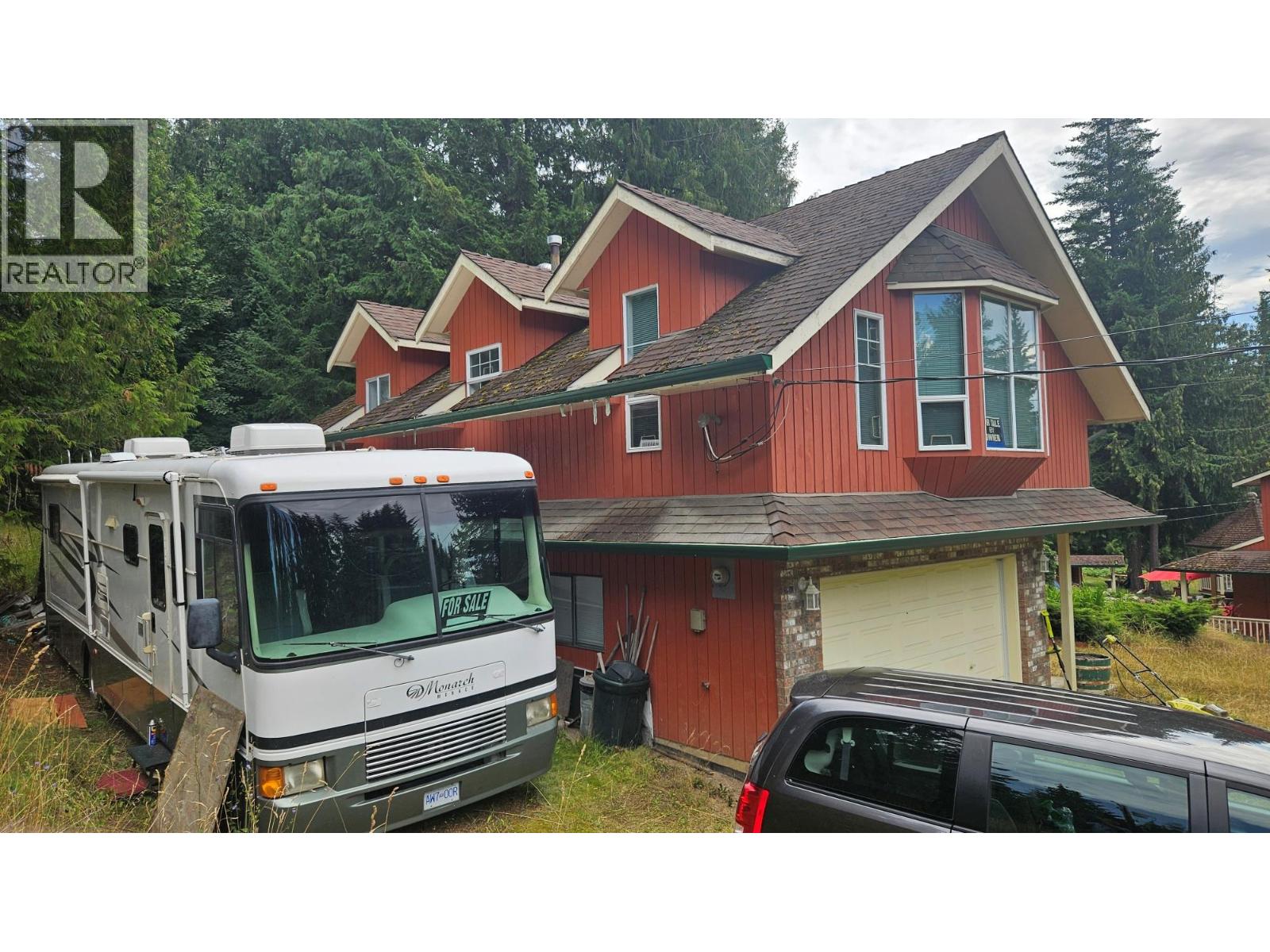 Photo 7 of 2690 Fraser Road, Anglemont BC