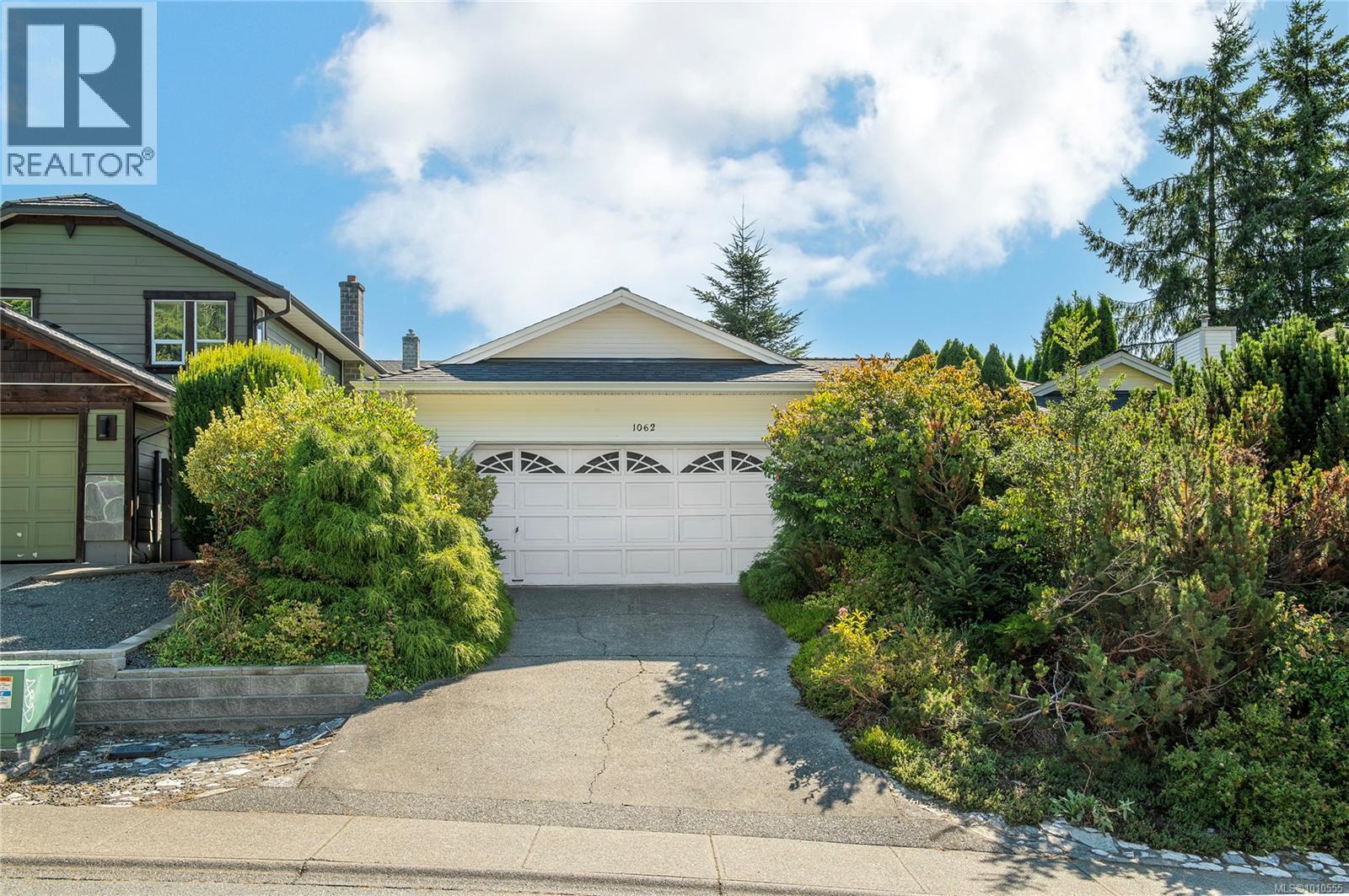 Photo 1 of 1062 Springbok Rd, Campbell River BC