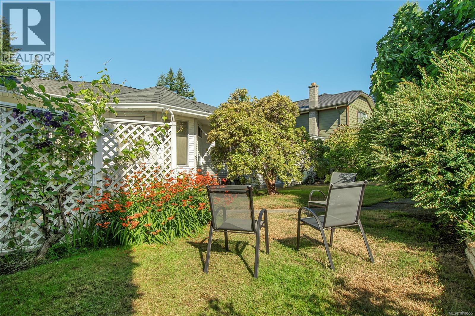 Photo 28 of 1062 Springbok Rd, Campbell River BC