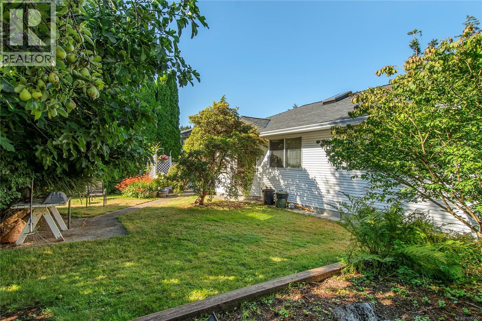 Photo 31 of 1062 Springbok Rd, Campbell River BC