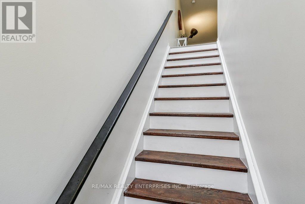 Photo 6 of 234 2055 Walkers Line, Burlington ON