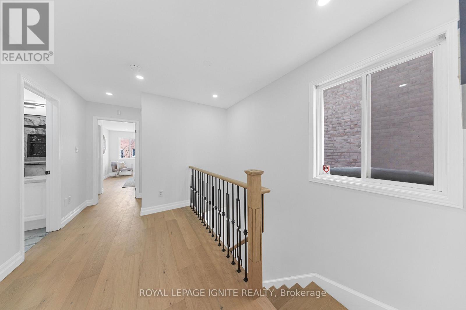 Photo 6 of 5 Goulden Crescent, Toronto ON