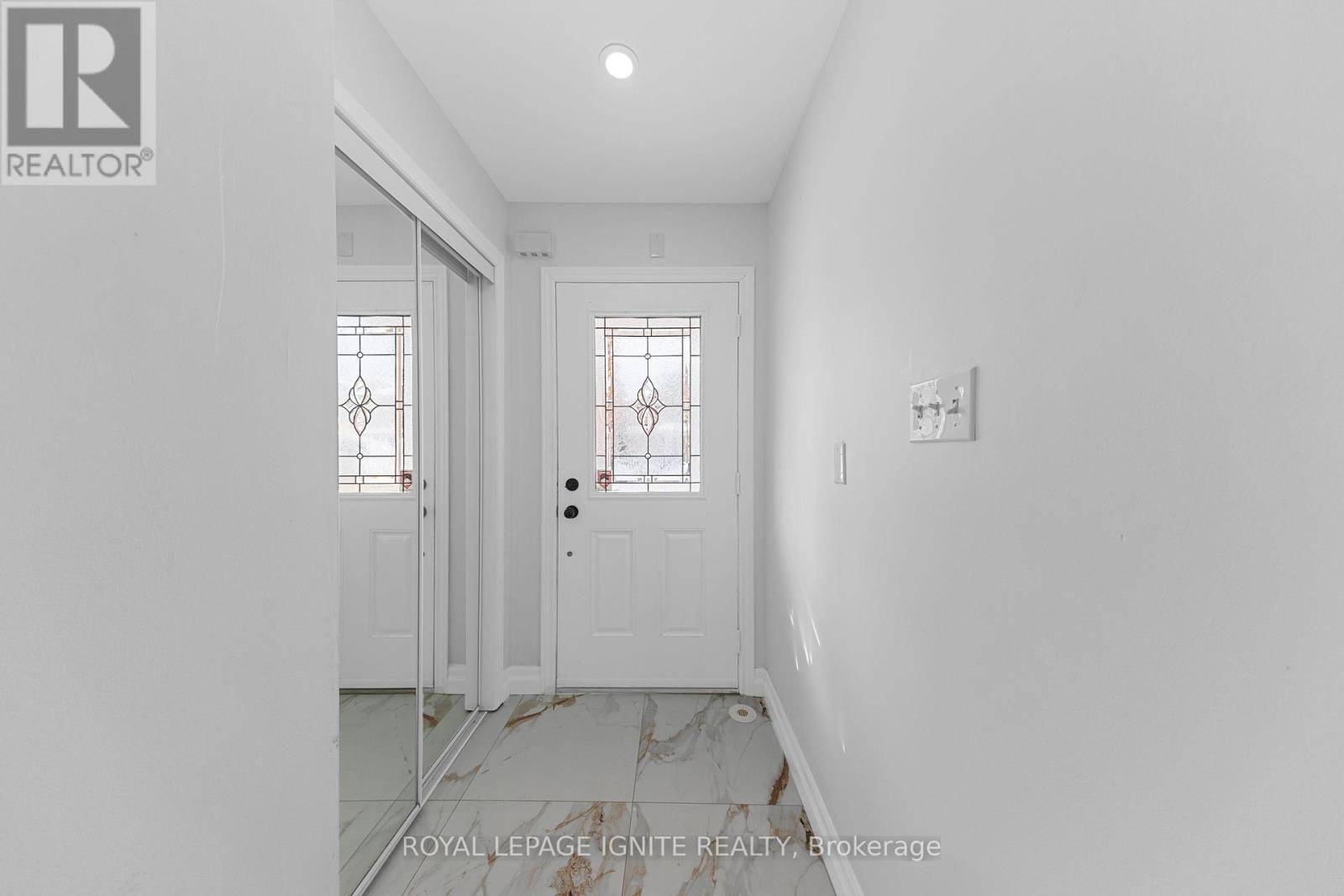 Photo 38 of 5 Goulden Crescent, Toronto ON
