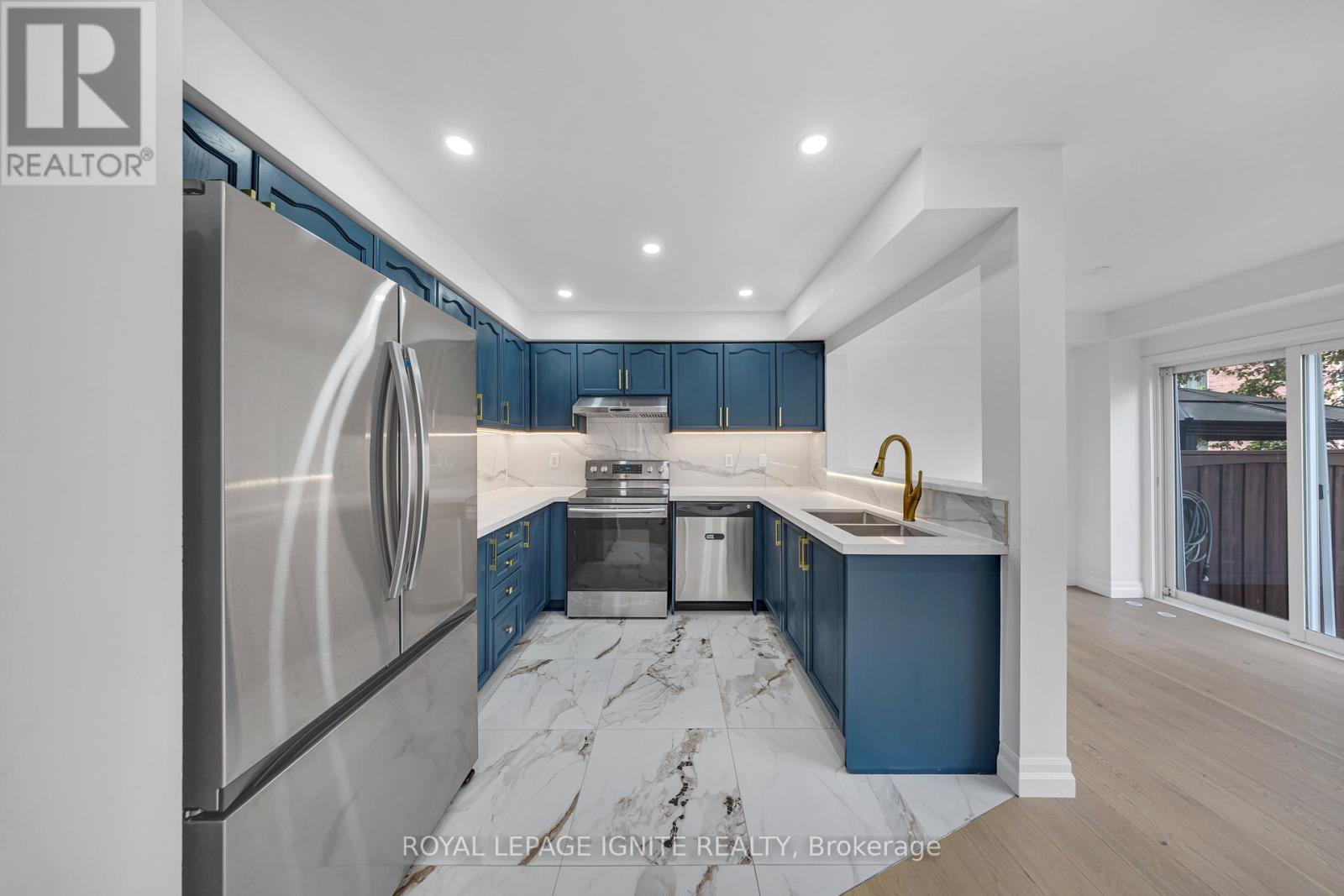 Photo 30 of 5 Goulden Crescent, Toronto ON