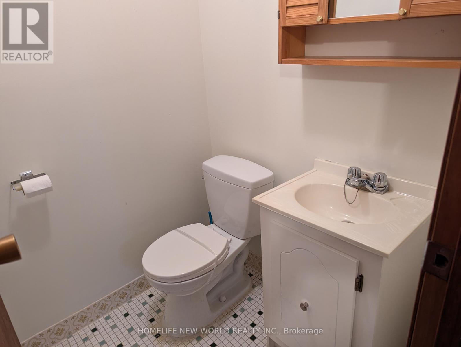 Photo 21 of 65 Lambeth Square, Toronto ON