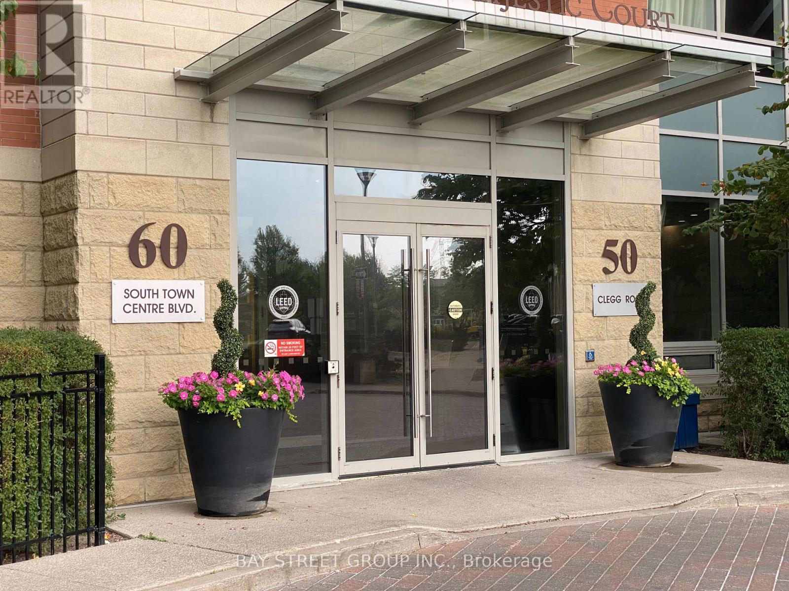 Photo 1 of 903 60 South Town Centre Boulevard, Markham ON