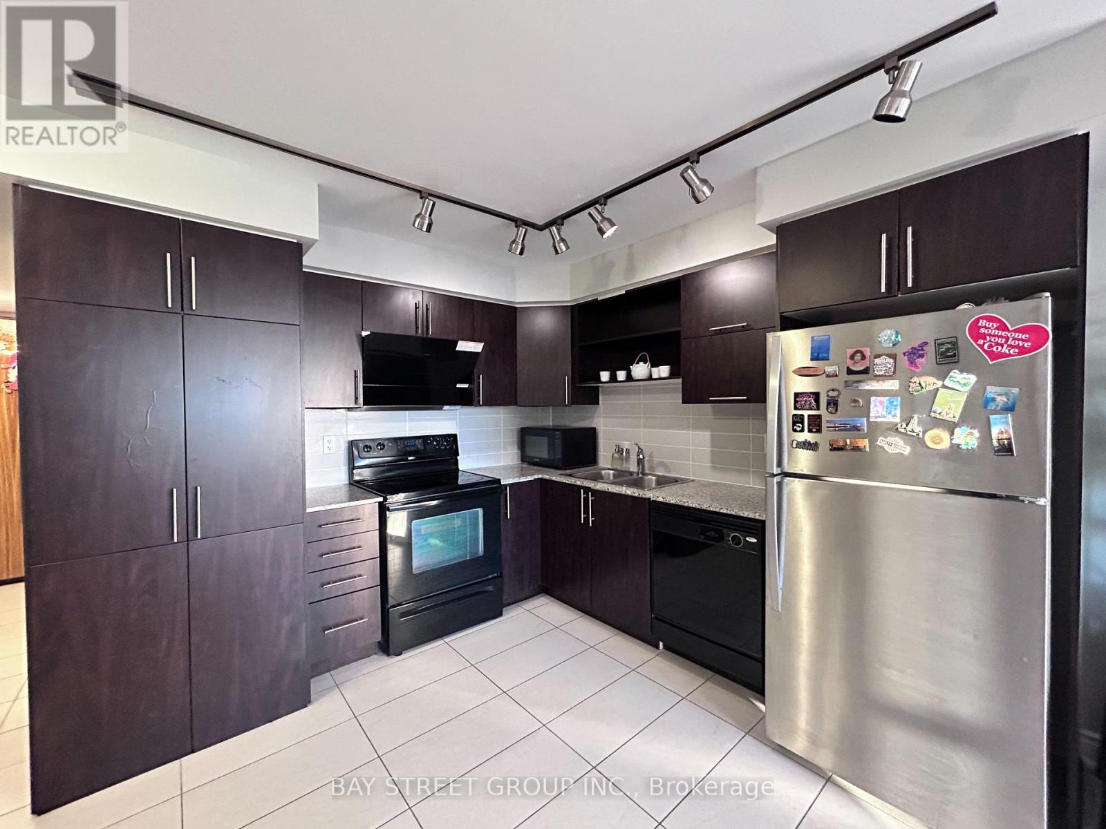 Photo 10 of 903 60 South Town Centre Boulevard, Markham ON