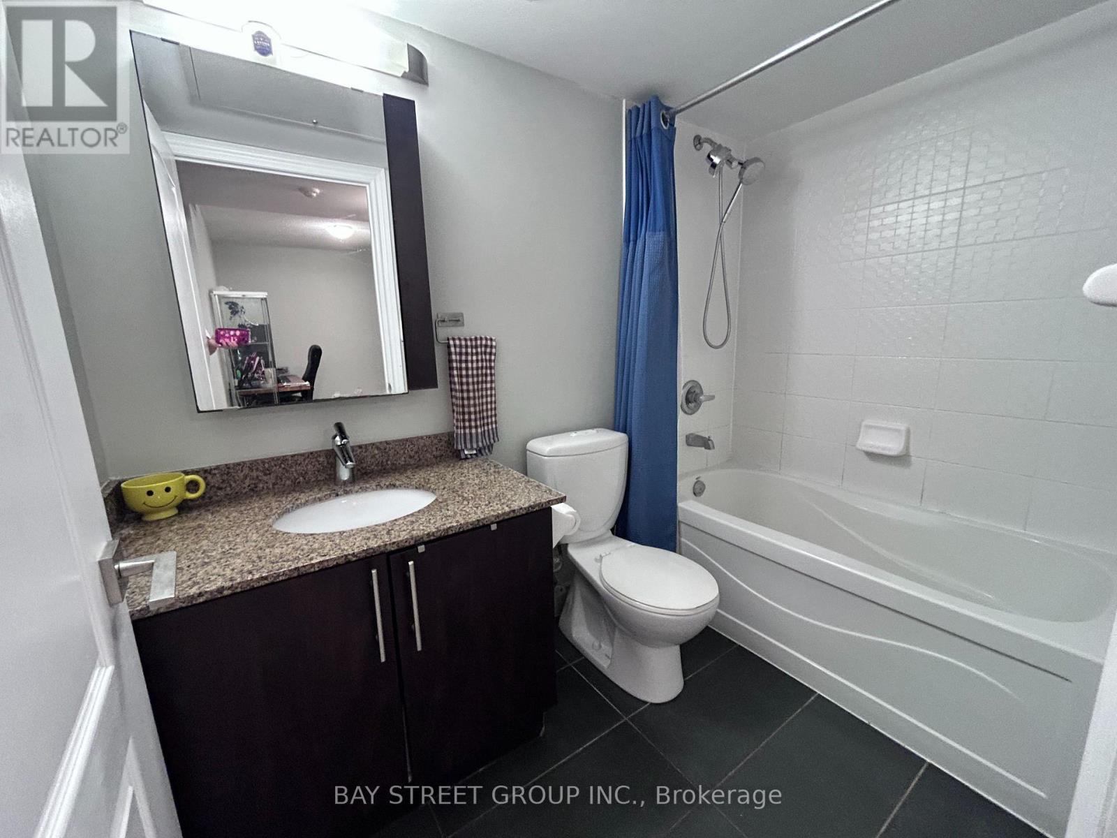 Photo 7 of 903 60 South Town Centre Boulevard, Markham ON