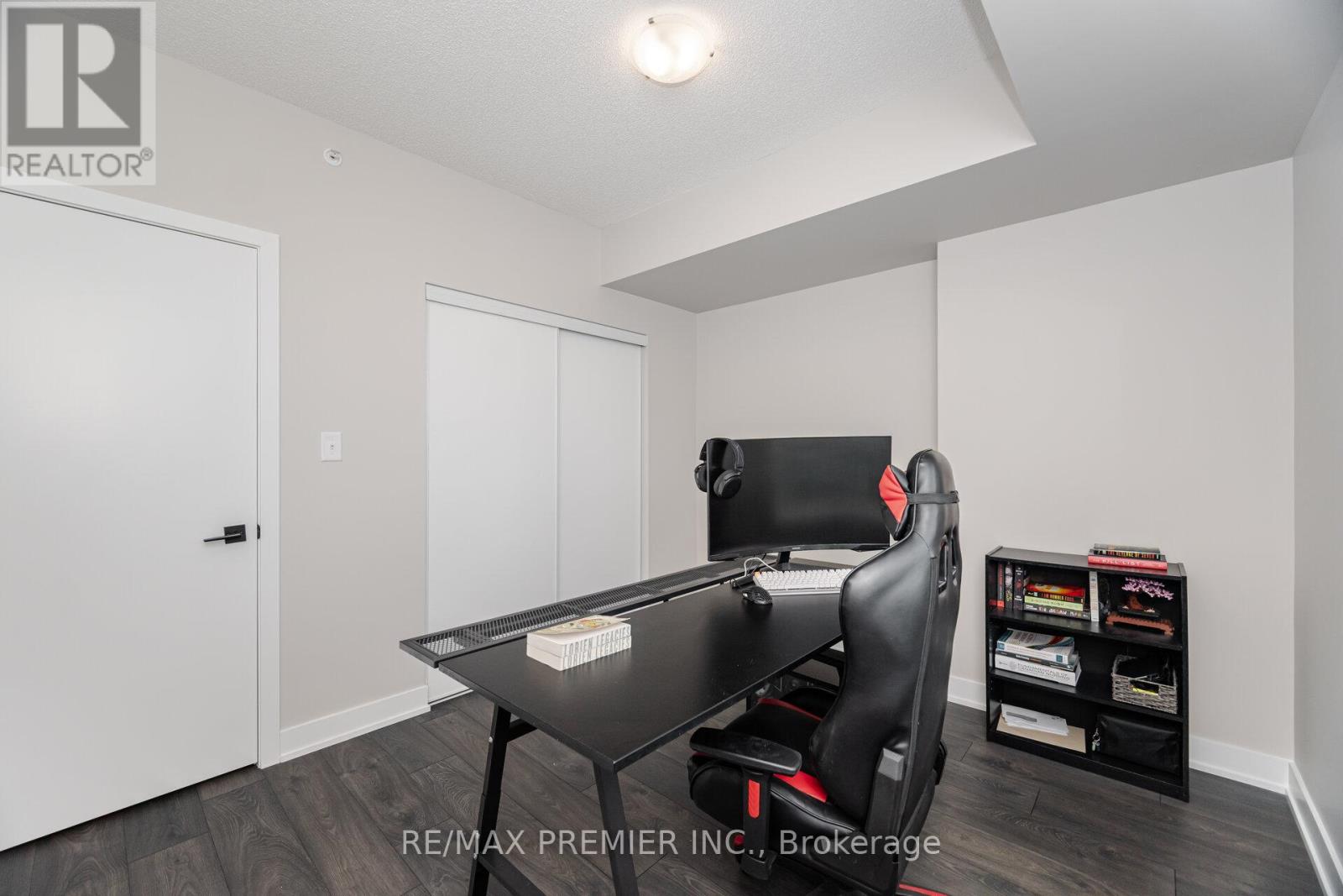 Photo 22 of 308 6 Spice Way, Barrie ON