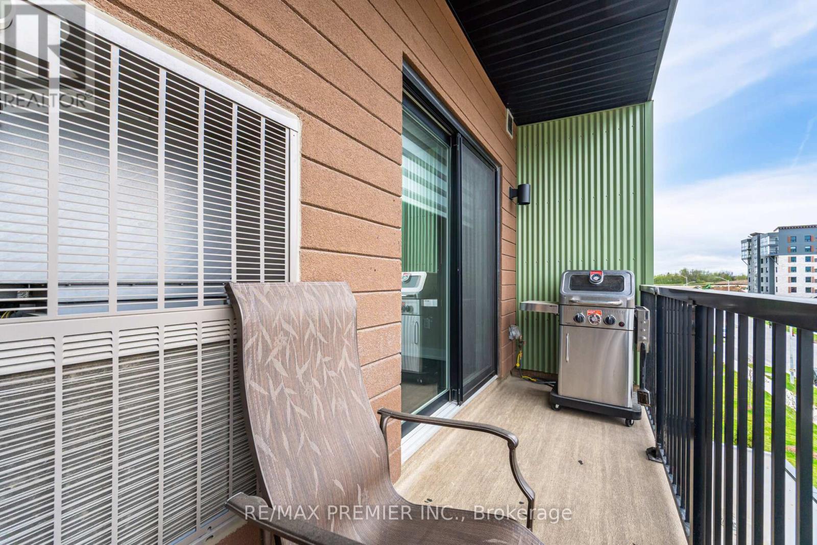 Photo 26 of 308 6 Spice Way, Barrie ON