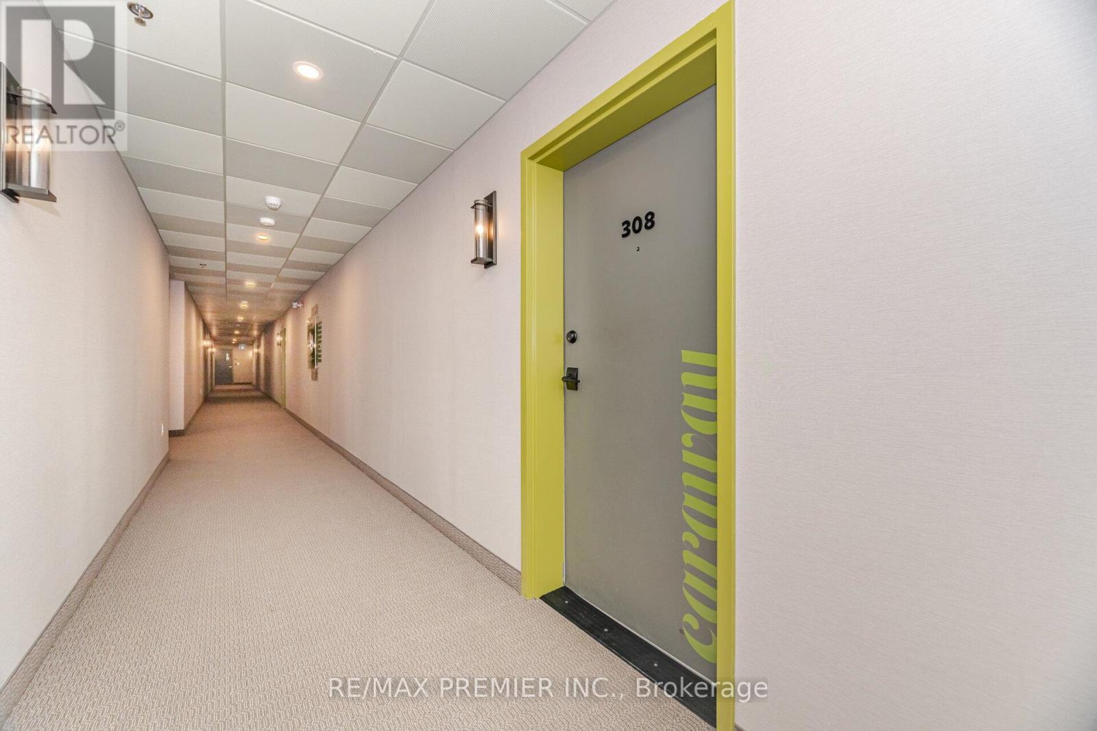 Photo 4 of 308 6 Spice Way, Barrie ON