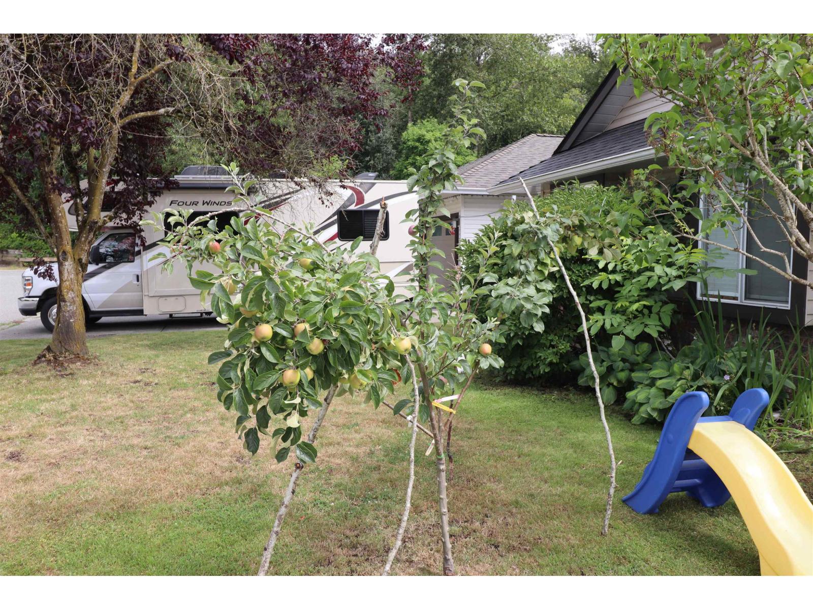 Photo 3 of 35488 Lethbridge Drive, Abbotsford BC