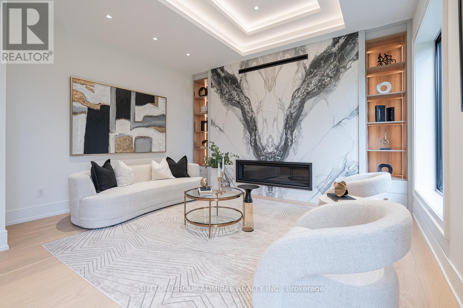 Photo 9 of 98 Babcombe Drive, Markham ON