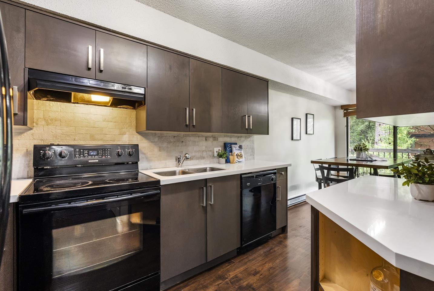 Photo 12 of 207 7144 133 B Street, Surrey BC
