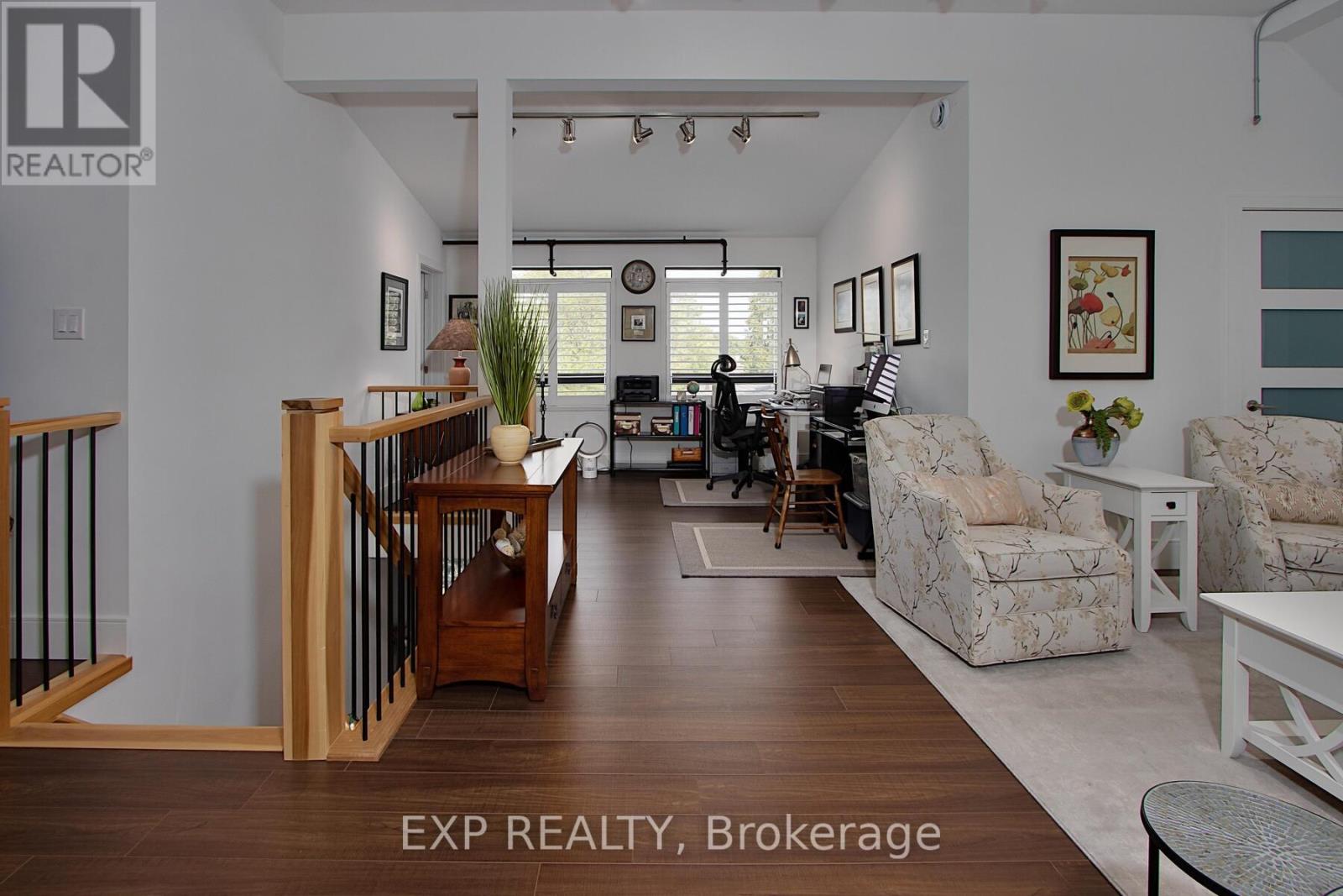 Photo 25 of Unit 4 130 Windsor Crescent, London South ON