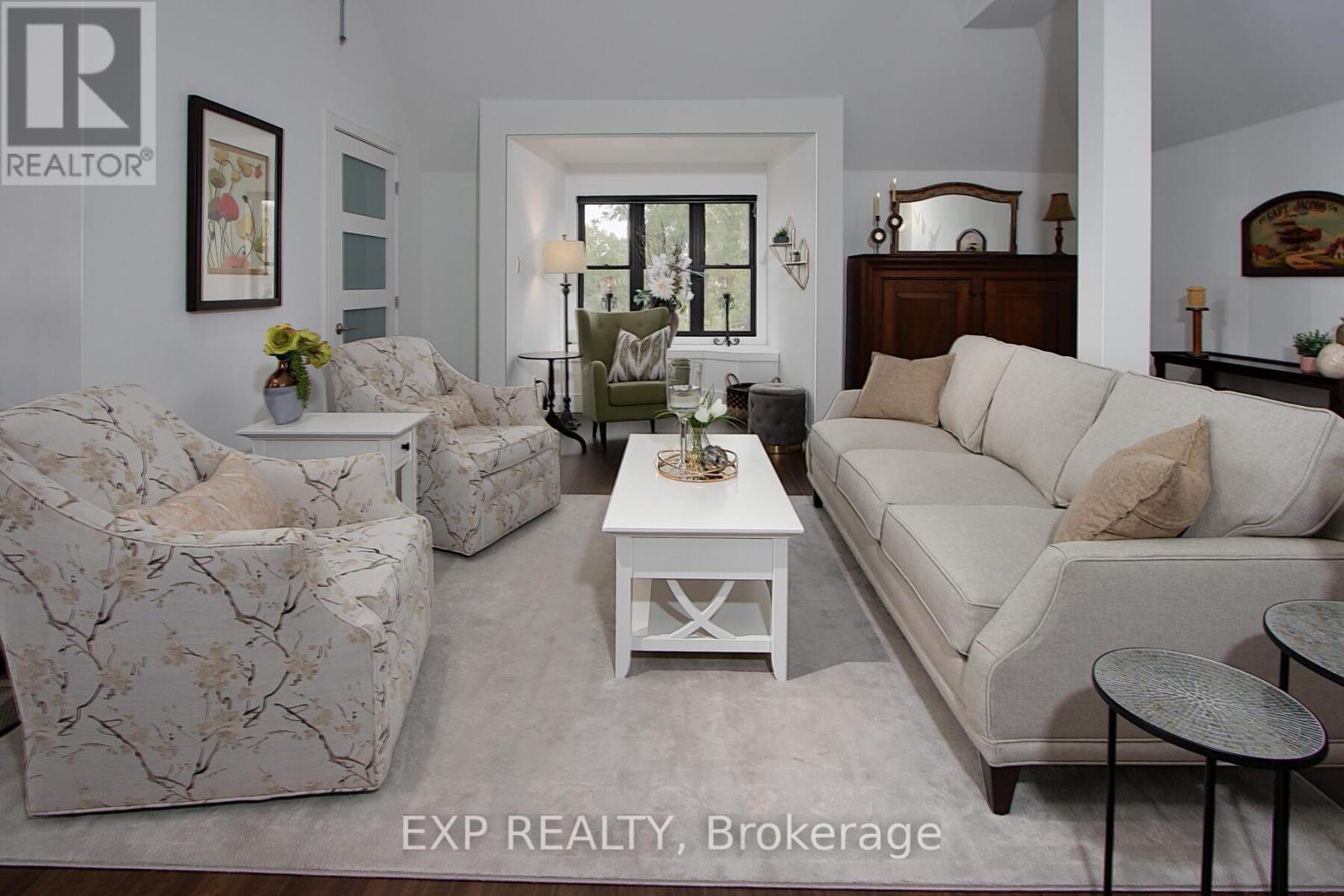 Photo 26 of Unit 4 130 Windsor Crescent, London South ON