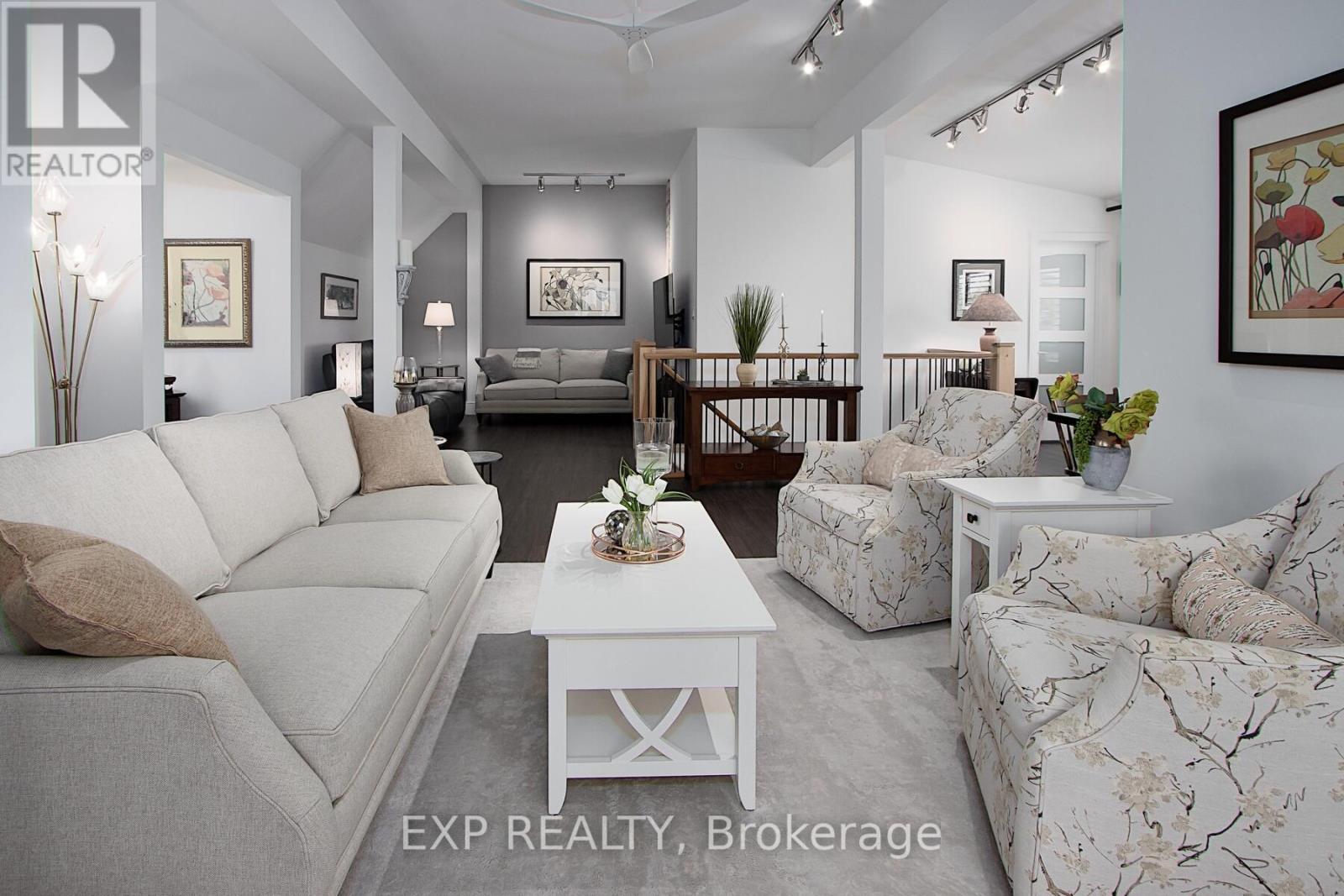 Photo 28 of Unit 4 130 Windsor Crescent, London South ON