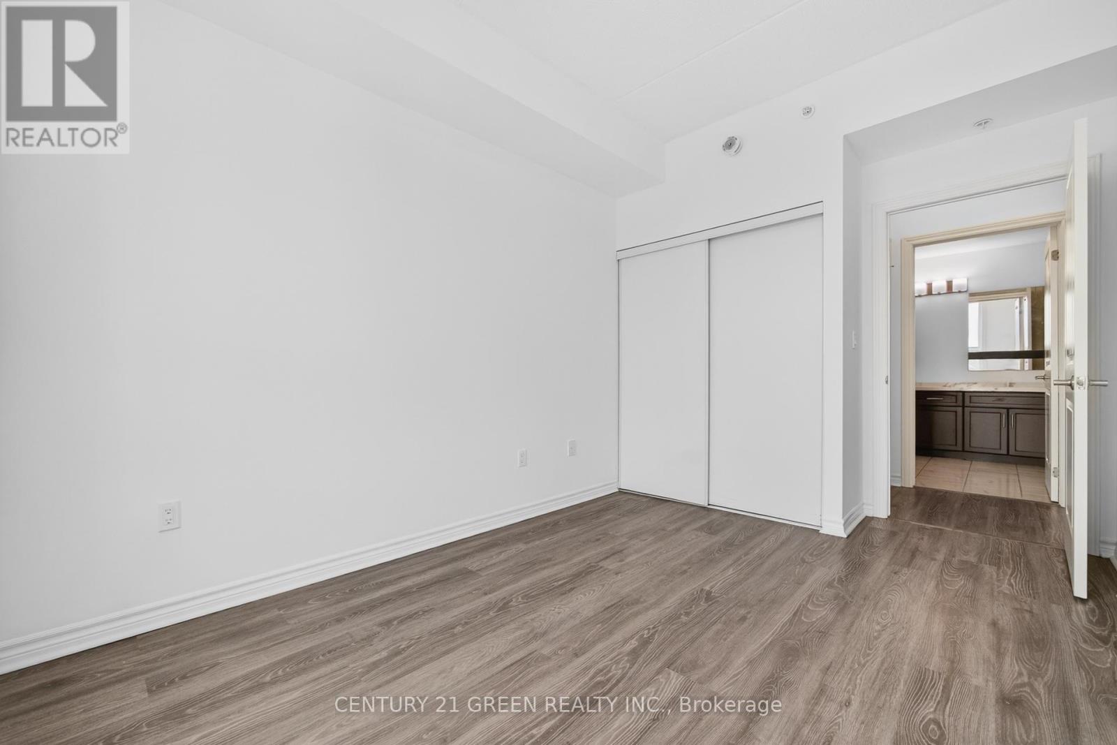 Photo 21 of 417 630 Sauve Street, Milton ON