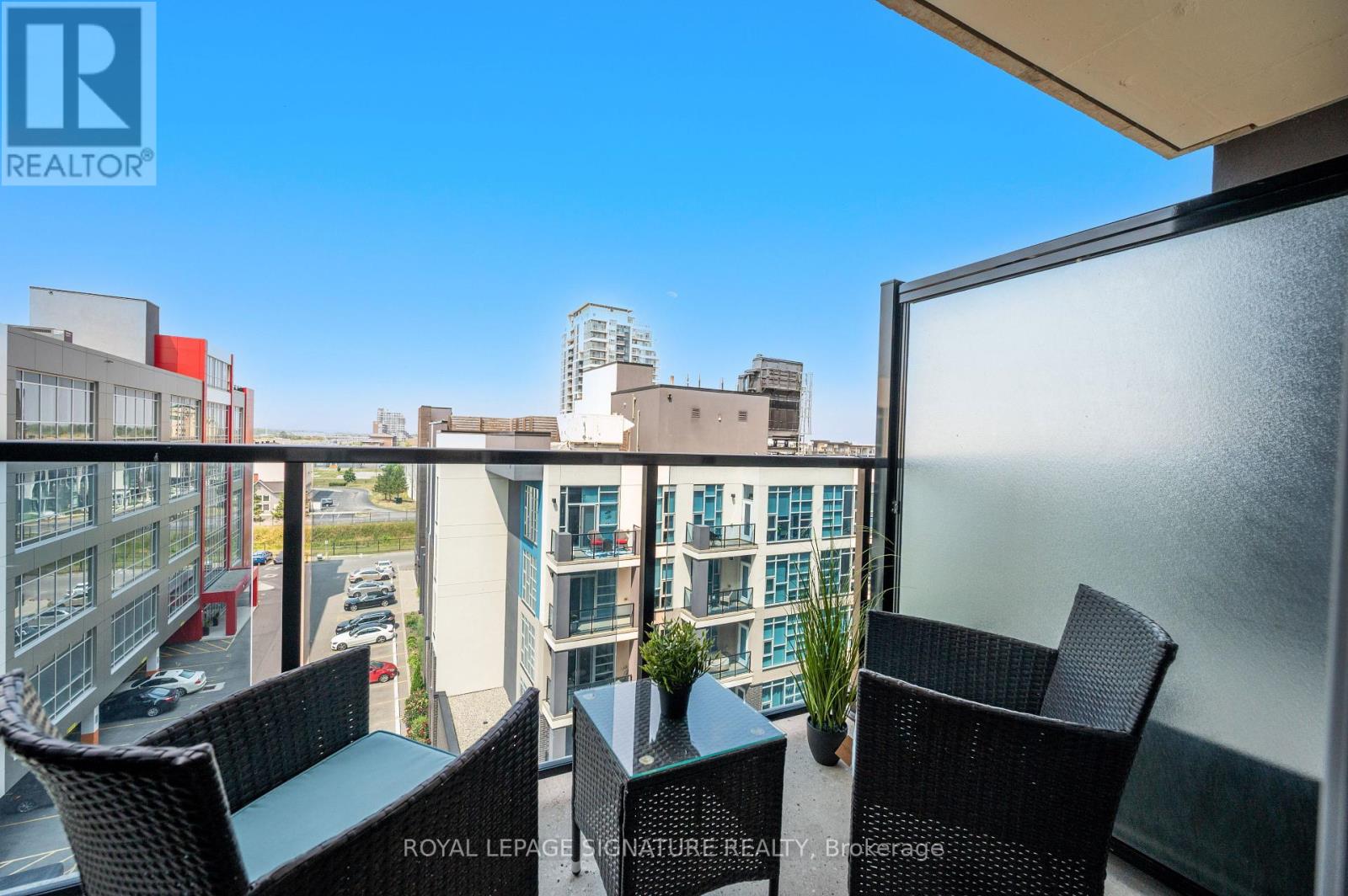 Photo 43 of 629 16 Concord Place, Grimsby ON