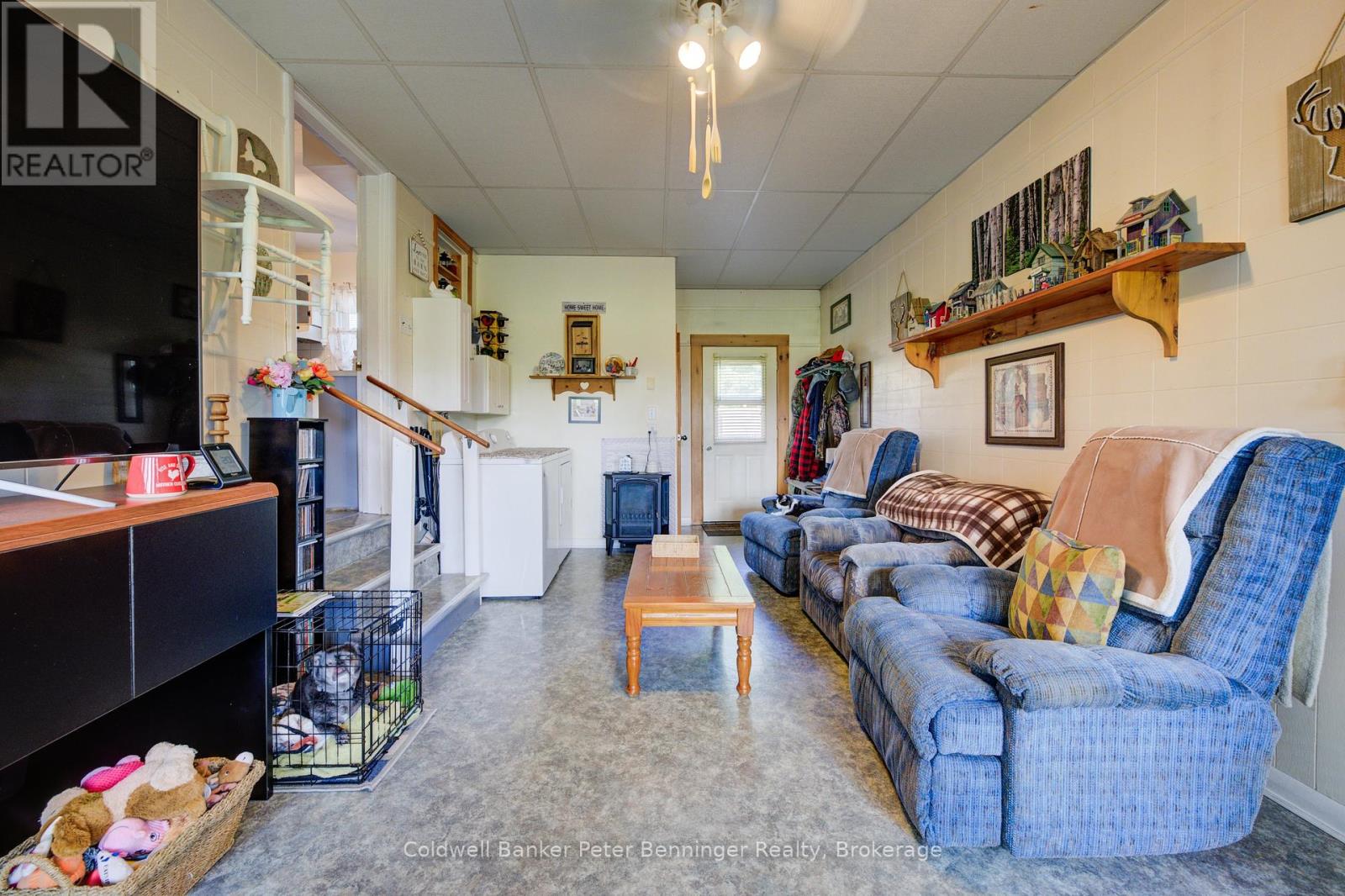 Photo 32 of 1081 Harriston Road, Howick ON