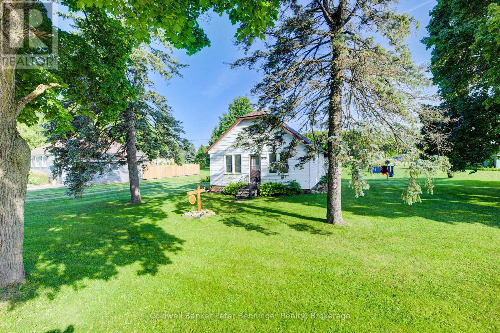Photo 2 of 1081 Harriston Road, Howick ON