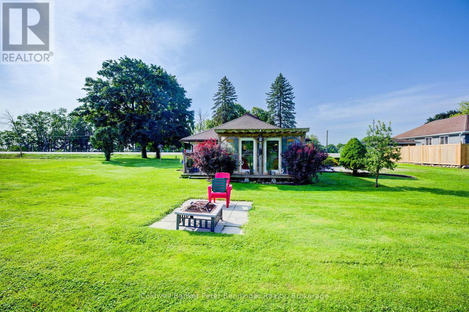 Photo 11 of 1081 Harriston Road, Howick ON