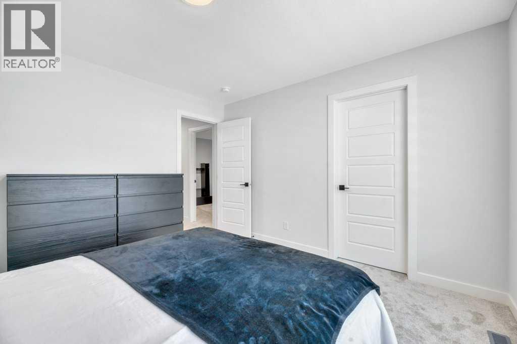 Photo 25 of 75 Amblehurst Link Nw, Calgary AB