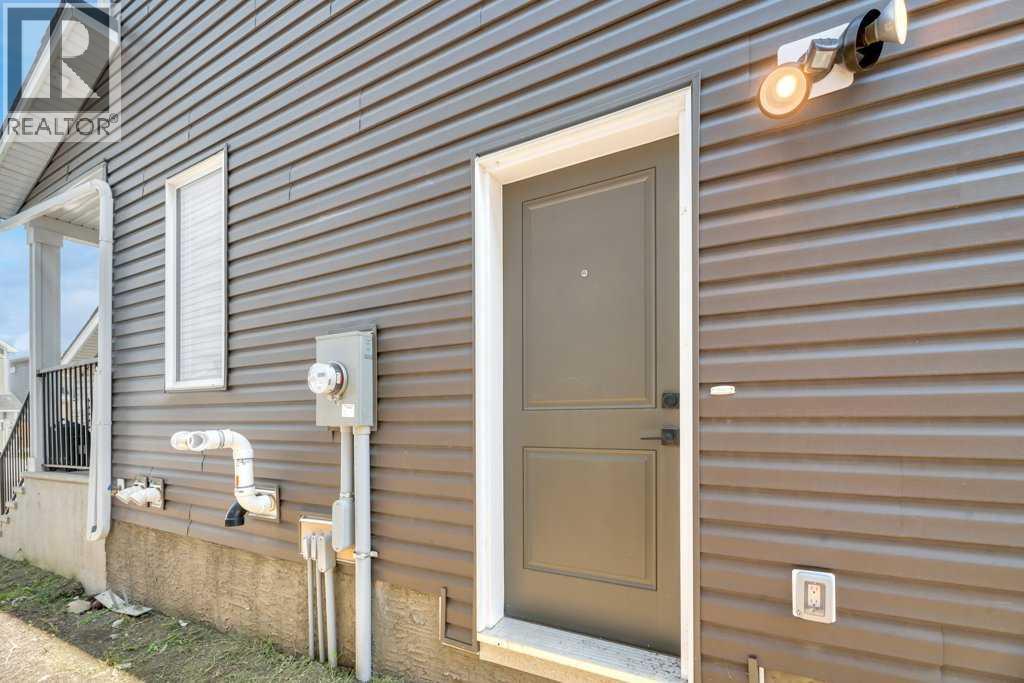 Photo 33 of 75 Amblehurst Link Nw, Calgary AB