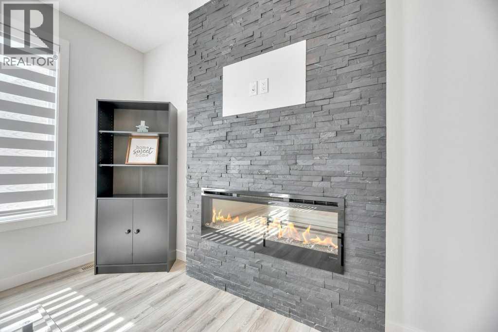 Photo 10 of 75 Amblehurst Link Nw, Calgary AB
